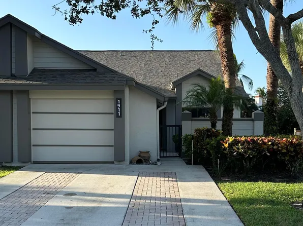 1911 LANDINGS Boulevard, Greenacres, FL 33413