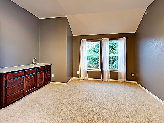 3rd image of 6004 Cedar Glen Ct
