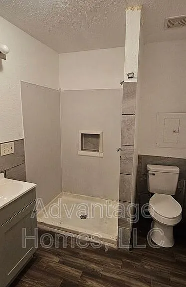 11410 Palmer Ave — Photo 23