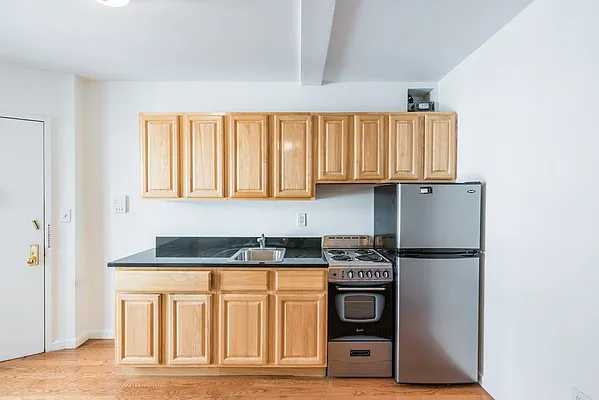 Rented by Gatsby Enterprises, LLC | media 18