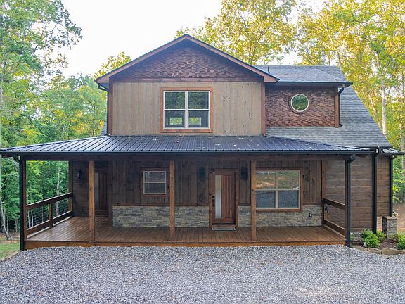 5th image of 375 Ridge Brook Dr