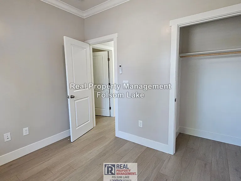 5431-2 Bradford Dr — Photo 15