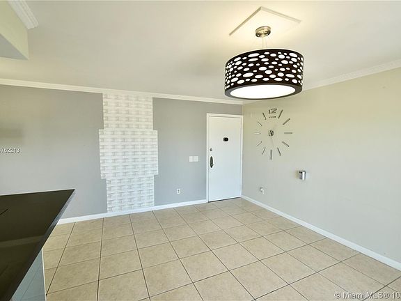 2nd image of 1230 NE 139th St APT 301