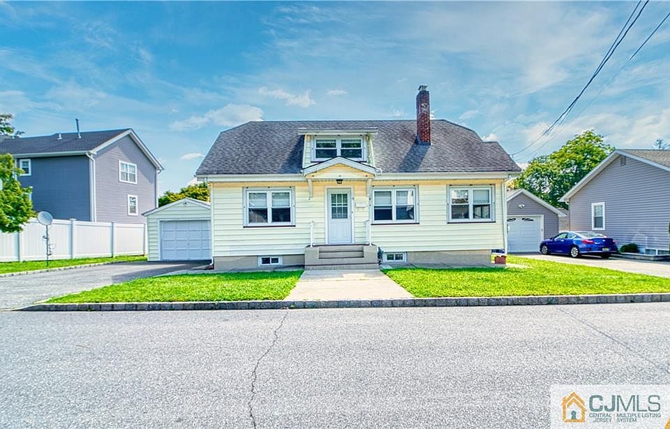 1st image of 21 Sunnyside Pl