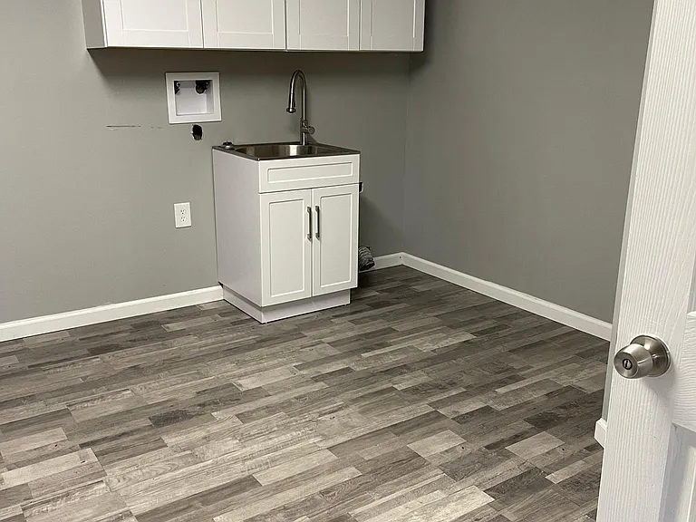 19 Beach Blvd — Photo 22