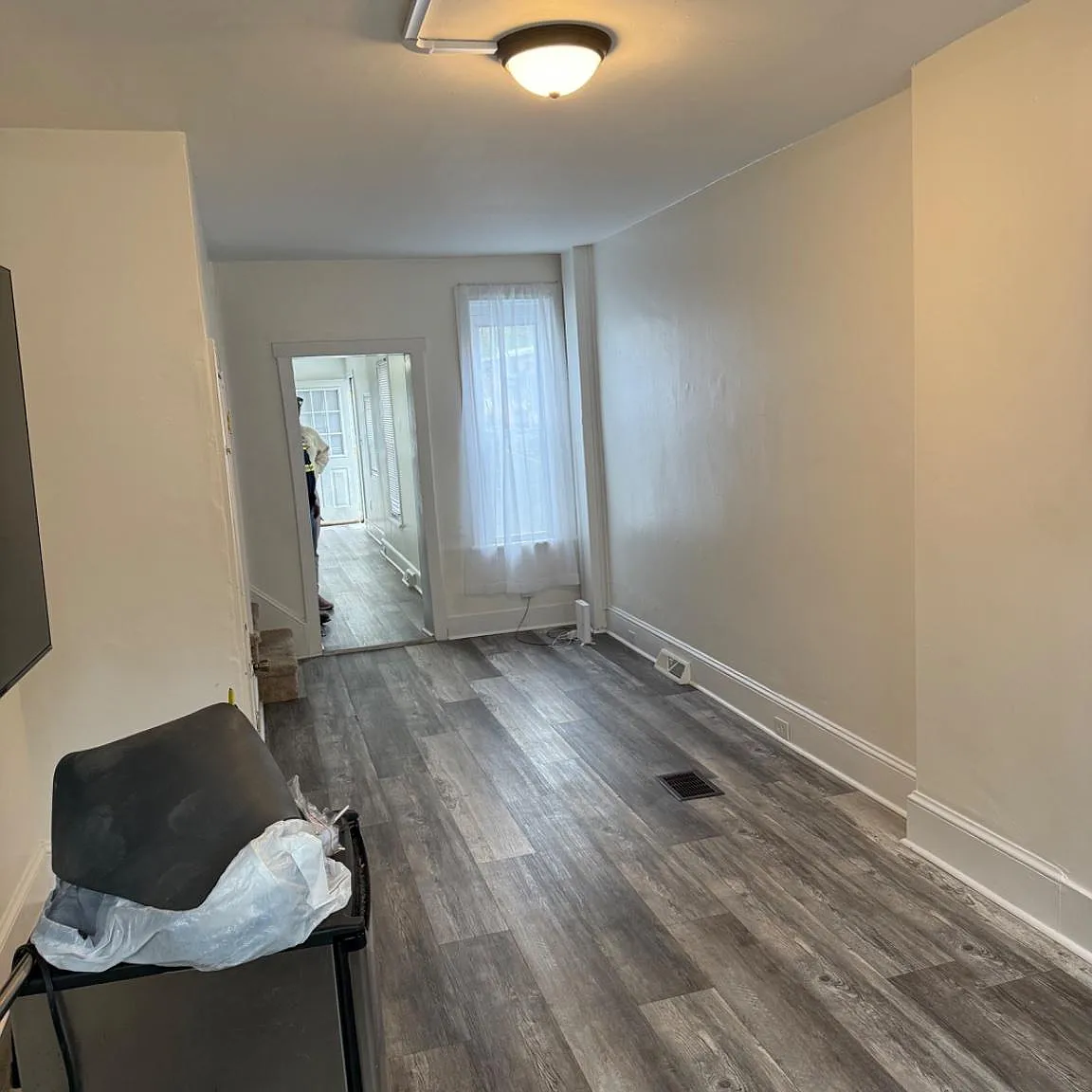 2 bed, 1.0 bath, 750 sqft, $1,250 — Photo 3
