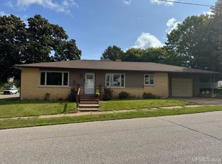 543 Detroit Ave, Iron Mountain, MI 49801