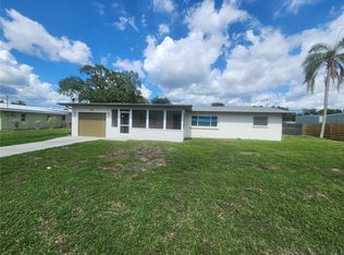 109 21st St NE, Bradenton, FL 34208