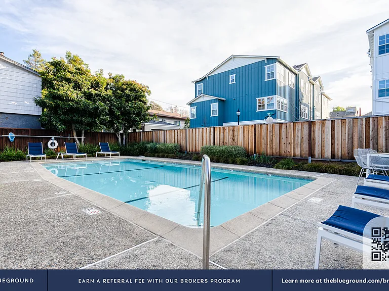 Building's Swimming pool