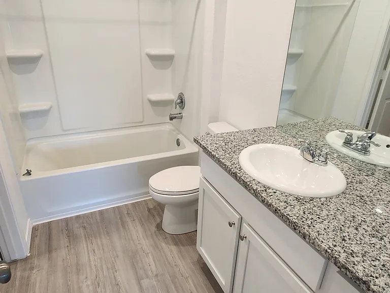 2815 Charpak Dr — Photo 30