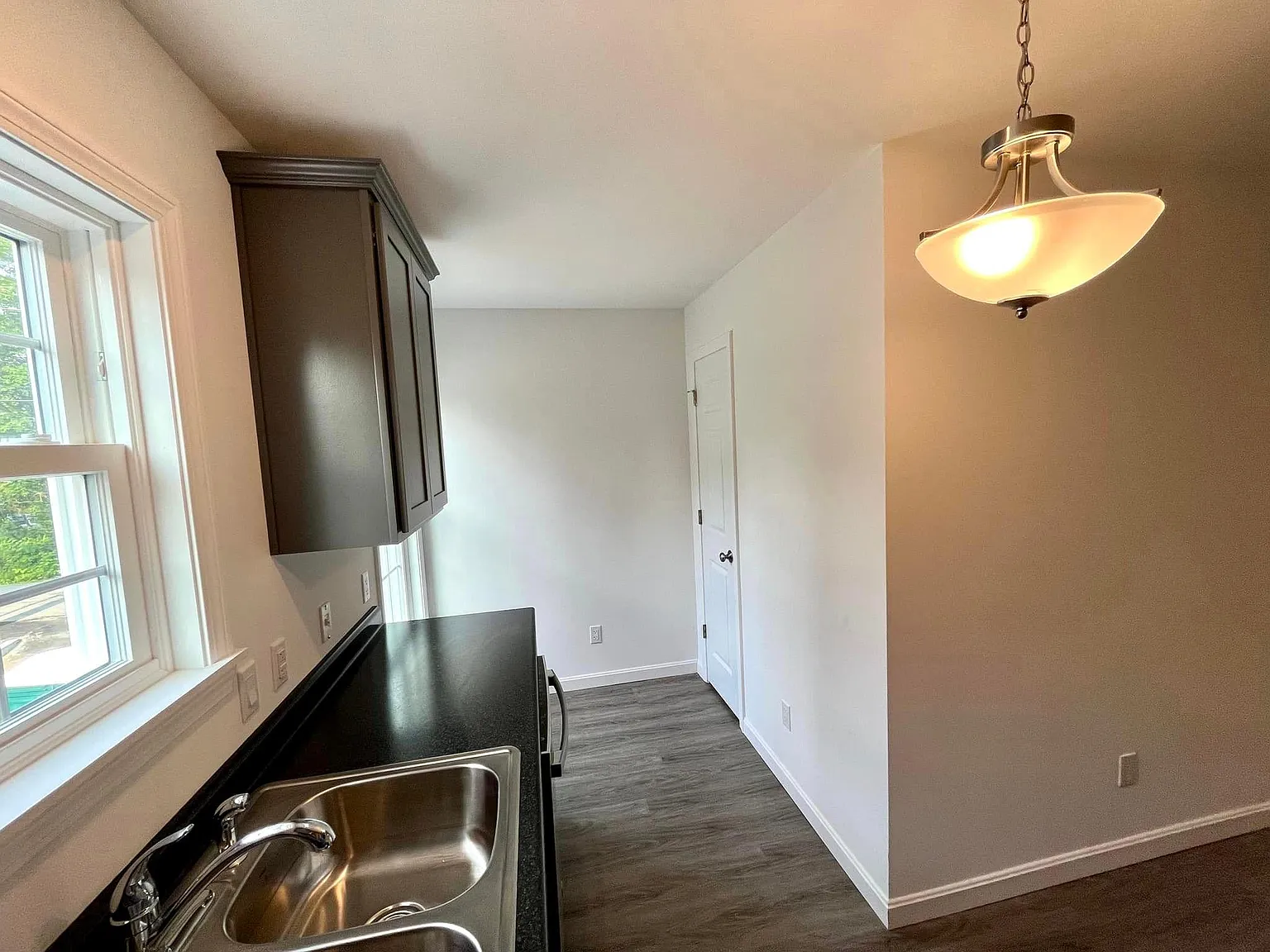 2 bed, 1.5 bath, 1000 sqft, $2,650 — Photo 2