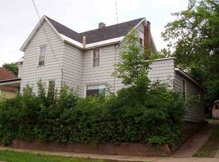 517 E Ridge St, Ishpeming, MI 49849