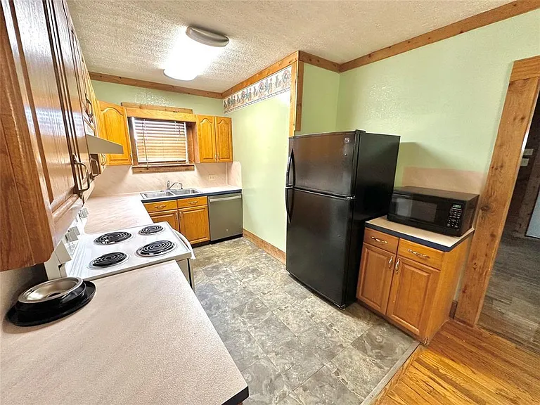 1694 Old Luling Rd — Photo 5