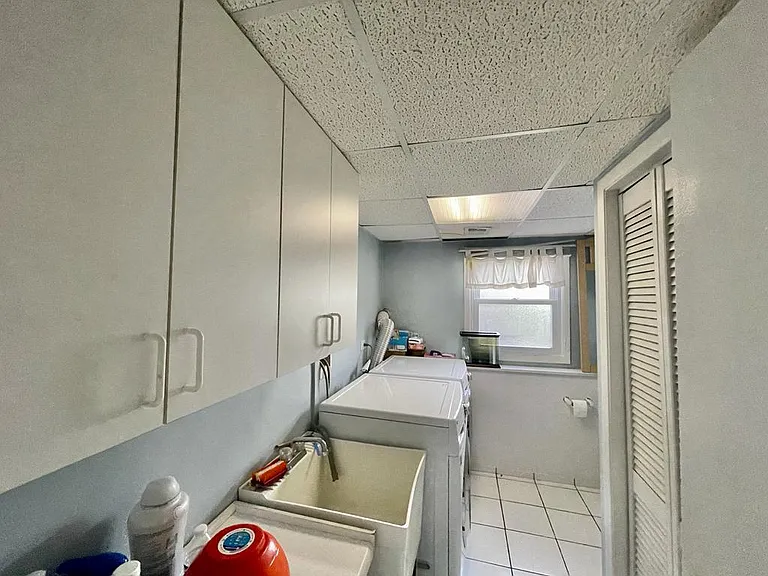 510 S Buffalo Grove Rd — Photo 12