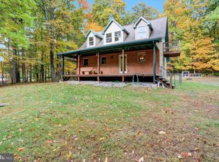 915 Green Ridge Rd, Orrtanna, PA 17353
