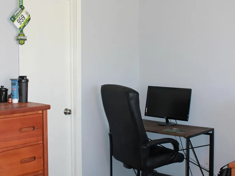 407 Manuel Dr #D — Photo 8