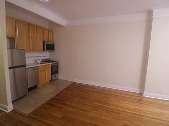 Rented by LEE & ASSOCIATES NYC RESIDENTIAL LLC