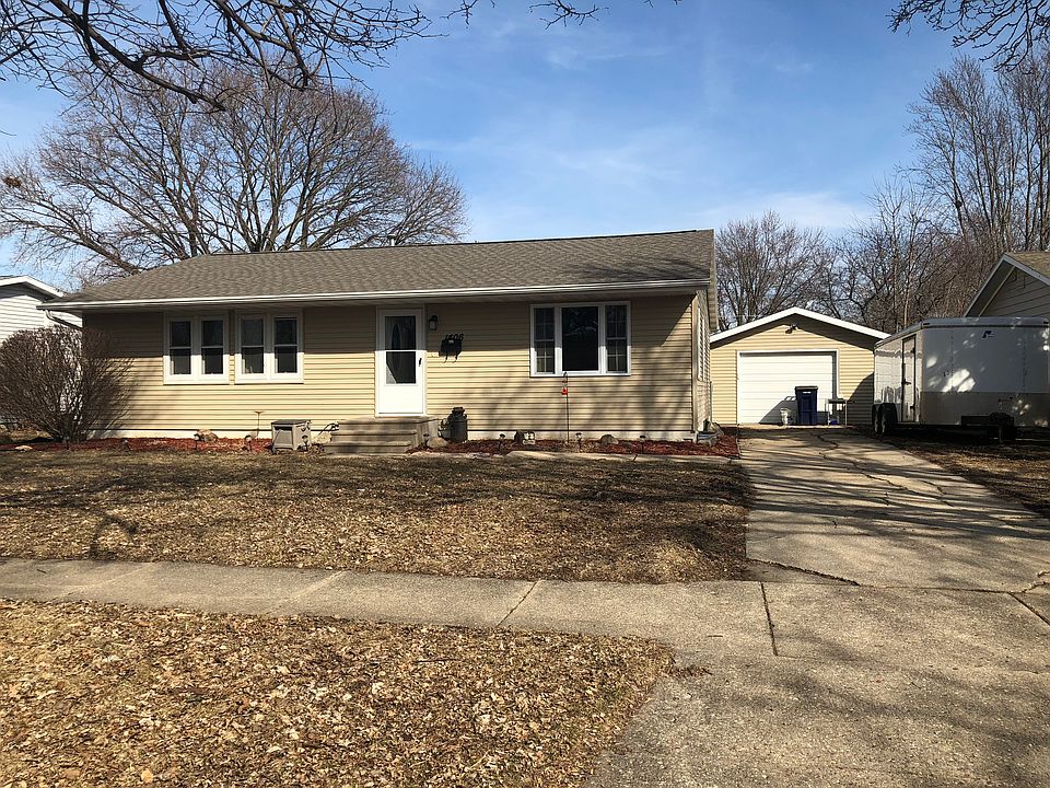 1st image of 1406 Manor Dr