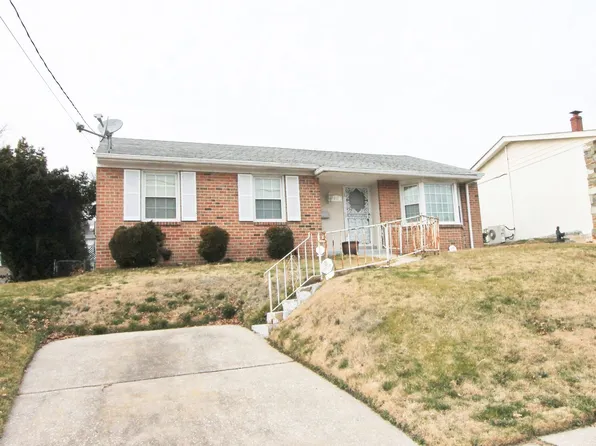 617 Renz St, Philadelphia, PA 19128