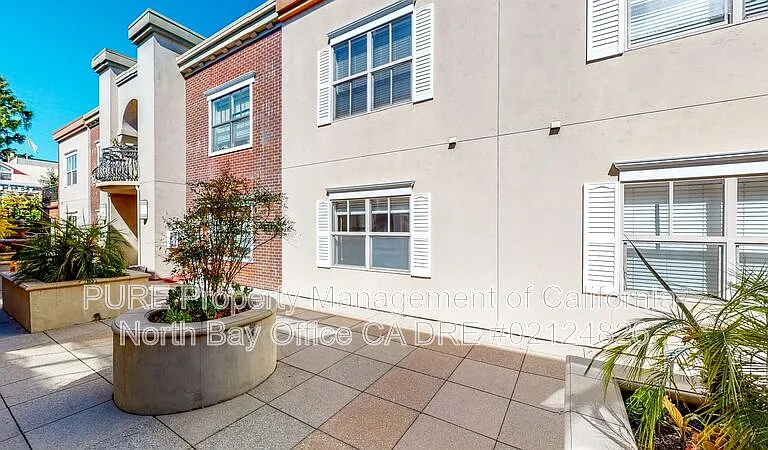 Railroad Square Terraces — Photo 29