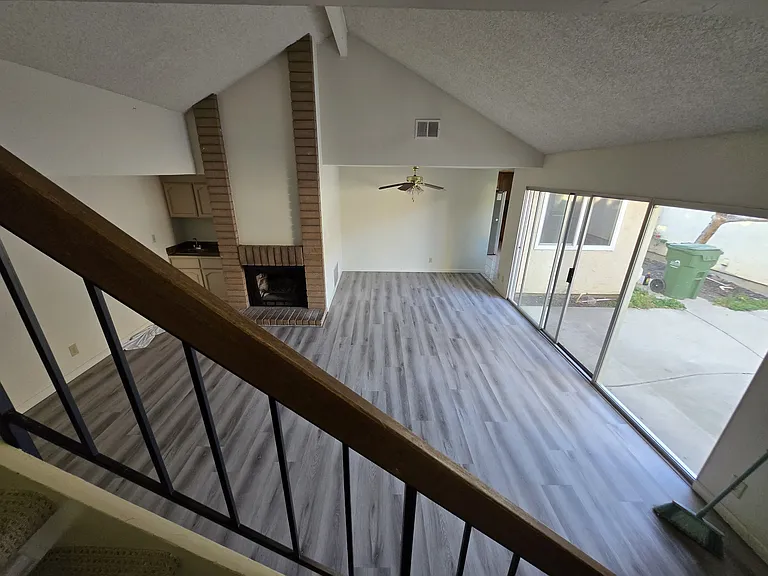 2595 Mabury Sq — Photo 14