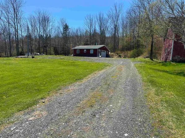 529 Main St, Mulgrave, NS B0E 2G0