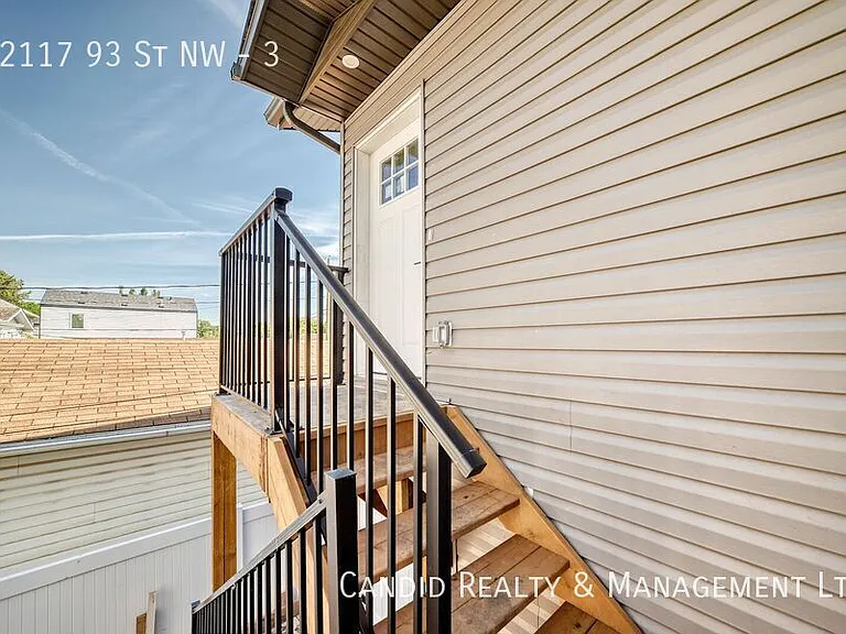 12117 93rd St NW #3 — Photo 1