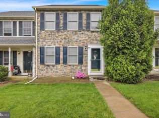 490 Wood Duck Dr, Manheim, PA 17545