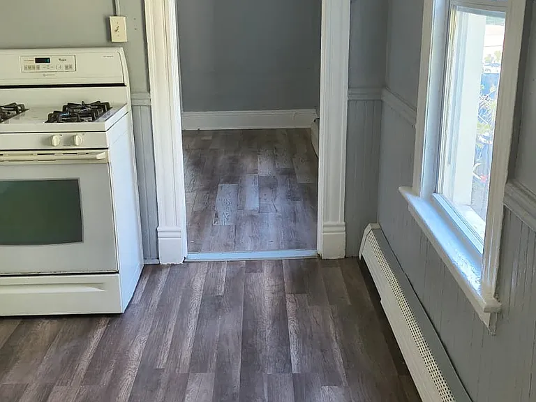 49 Lawlor St #3N — Photo 5