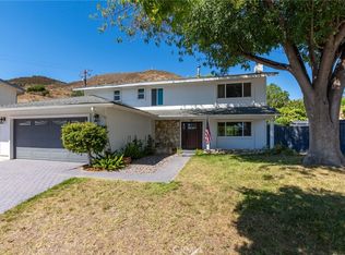 1409 Los Amigos Ave, Simi Valley, CA 93065