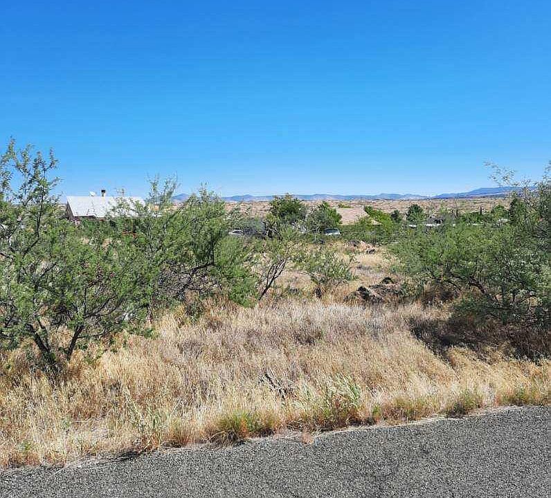 2nd image of 20236 E Yucca Dr