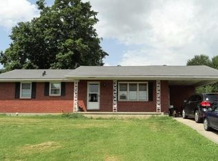 110 Fairview Dr, Campbellsvlle, KY 42718
