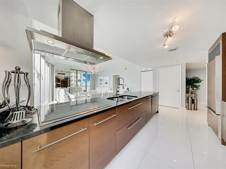 495 Brickell Ave #4710 — Photo 8