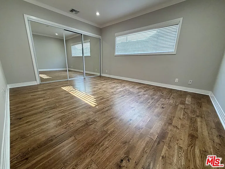 812 N Alfred St #3 — Photo 16