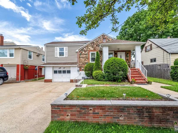 55 Avenue D, Lodi, NJ 07644