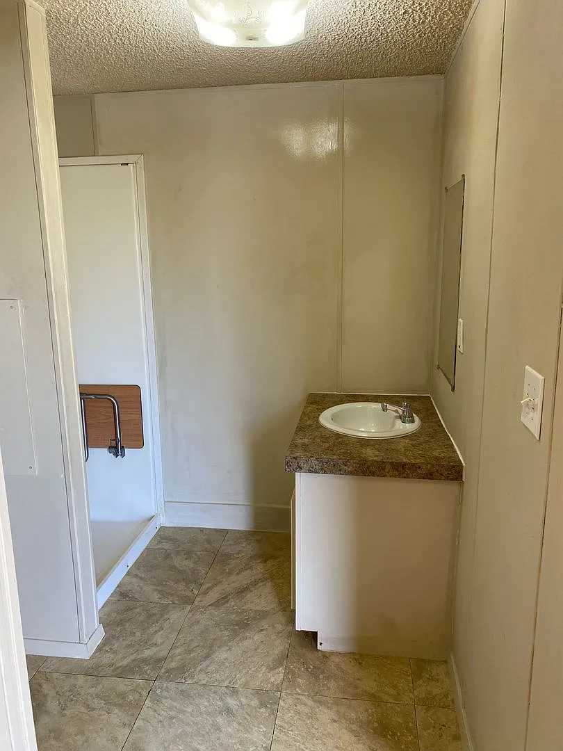 Old Jeanerette Mobile Home Park — Photo 4