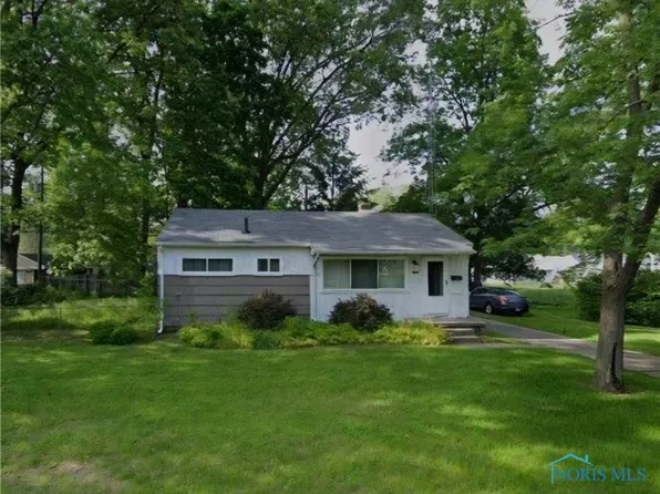 2706 Eldora Dr, Toledo, OH 43613