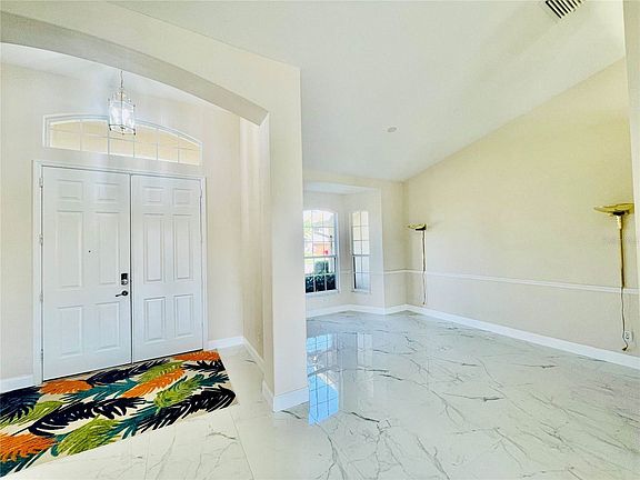 4th image of 2953 Seasons Blvd