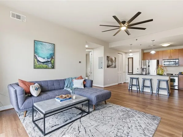 711 Cosmopolitan Dr #517, Atlanta, GA 30324