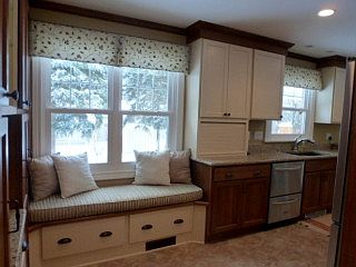 3rd image of 174 Fredrick Blvd