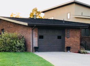 5402 Cardinal Dr, Scottsbluff, NE 69361