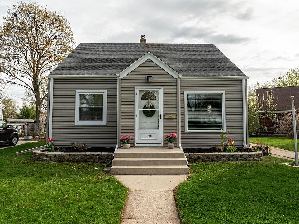 1st image of 1516 E Tripoli AVENUE