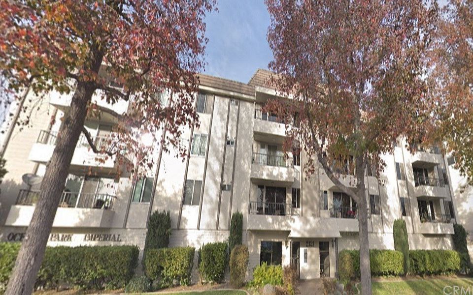 1st image of 2121 E 1st St Unit 109
