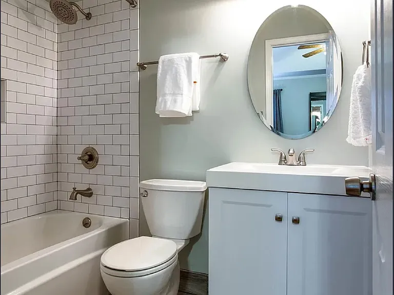 1713 Greenwood Ave — Photo 15