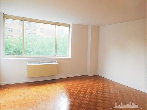 2nd image of 332 E 29th St APT 11E