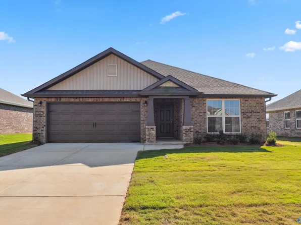 26726 Kyle Ln, Athens, AL 35613
