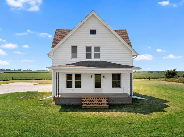 496 Knox Highway 18, Yates City, IL 61572