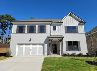 673 Secret Garden Ln, Dacula, GA 30019