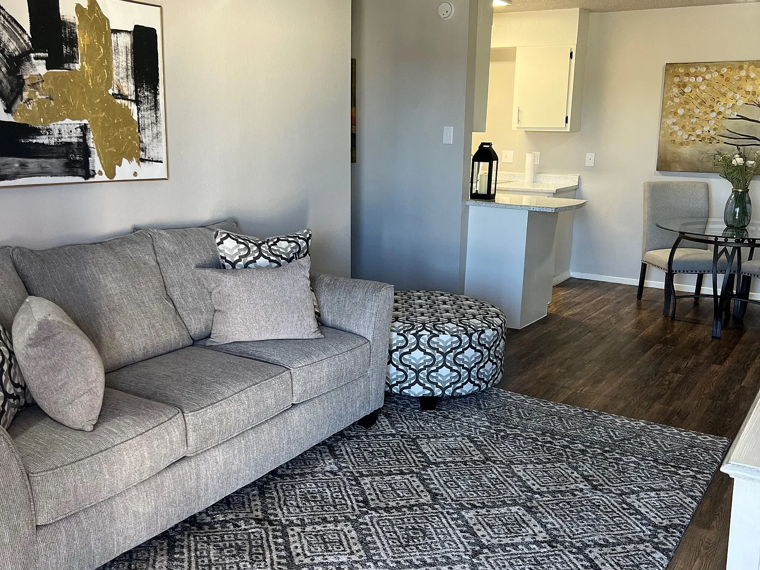 Jackson Way Apartments — Photo 3