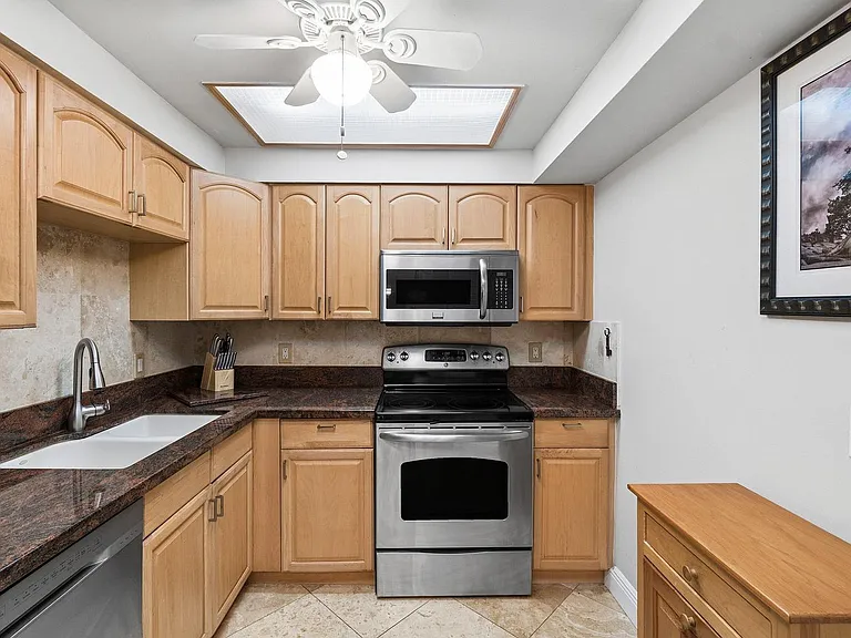 4511 S Ocean Blvd #106 — Photo 5